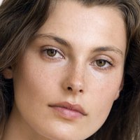 Aurelie Claudel Alaston
