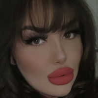 ElleHutchx Alaston