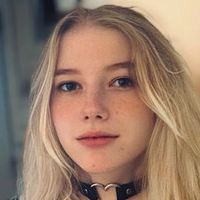 goddesszooe Alaston