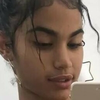 lareynazendeya Alaston