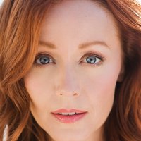 Lindy Booth Alaston