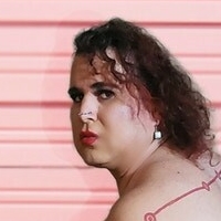 Maxine Tangles Alaston