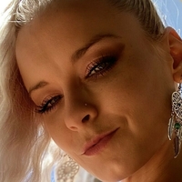 Mia Julia VIP Alaston