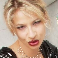nicole24 Alaston