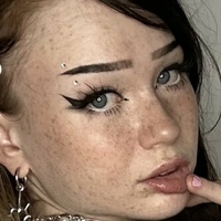 Pale Freckled Girls Alaston
