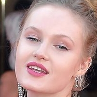 Polina Pushkareva Alaston