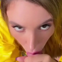 Scarlet Benz Alaston