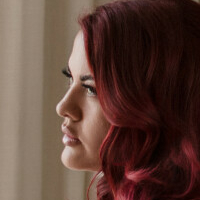 Strong AND Curvy Women Alaston