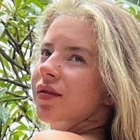 travelchelle Alaston