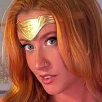 Wonder Woman Cosplay Alaston
