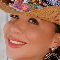 Yoi Elena Medina Alaston